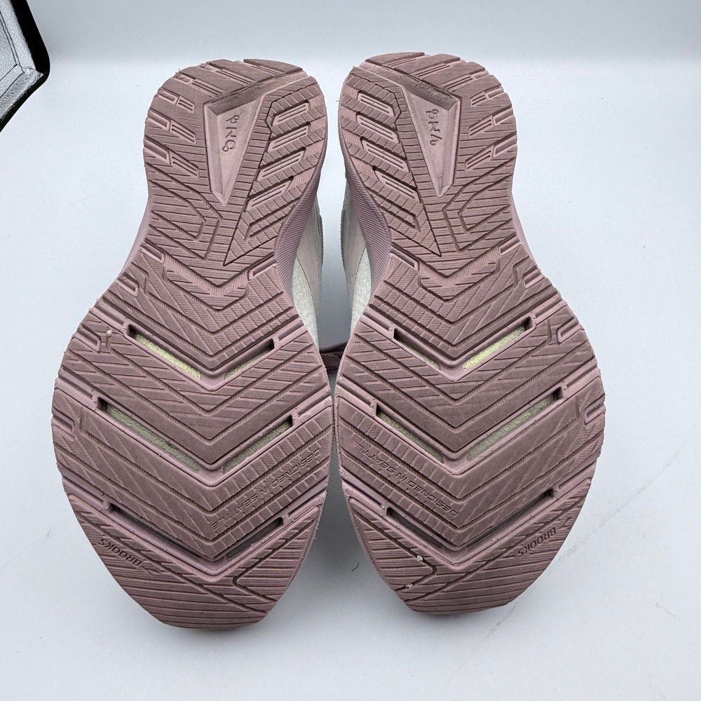 Brooks Ricochet 3 1203481B159 Gray Lavendar Running Sneaker Shoes Woman Size 7 - Picture 12 of 12